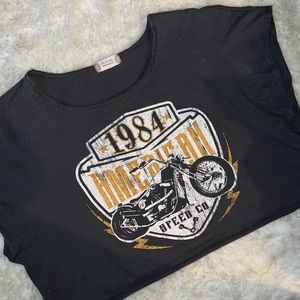 Altar’d State Cropped Cap Sleeve Graphic Tee